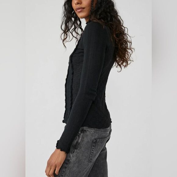 NWT FREE PEOPLE Sz S LULA PIECED SEAMED TOP IN BLACK - Picture 4 of 5